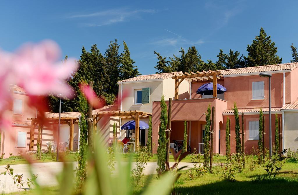 Residence Odalys Le Mas Des Alpilles Paradou Εξωτερικό φωτογραφία