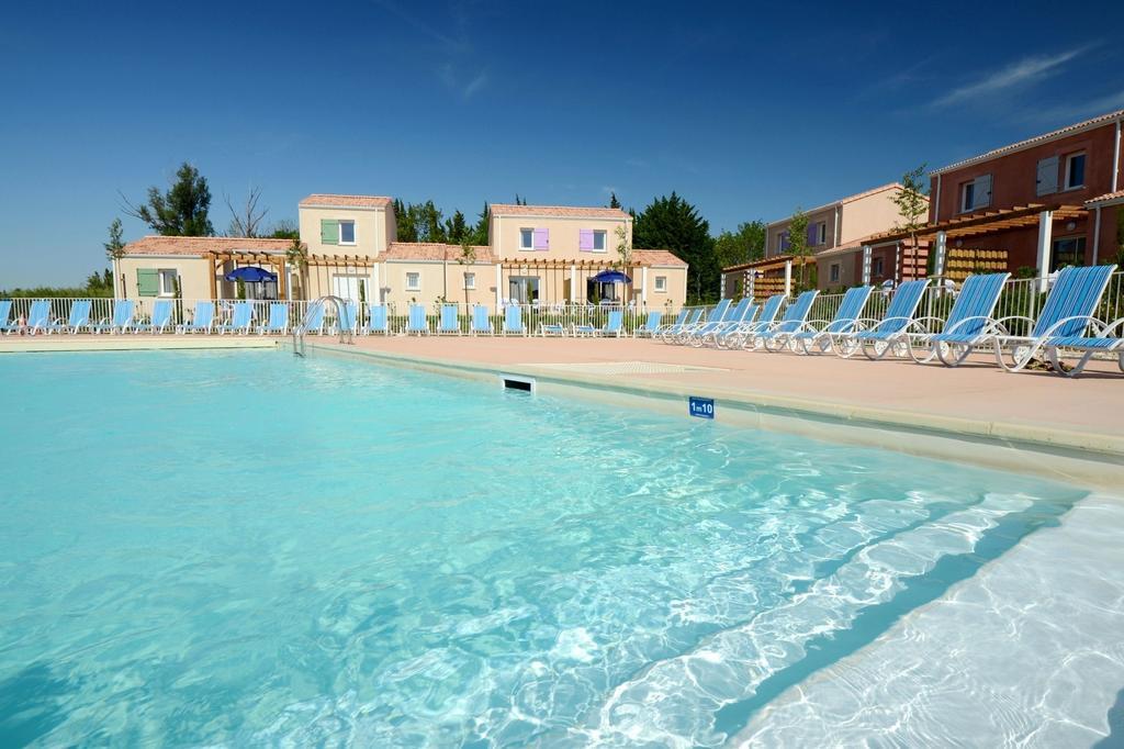 Residence Odalys Le Mas Des Alpilles Paradou Εξωτερικό φωτογραφία
