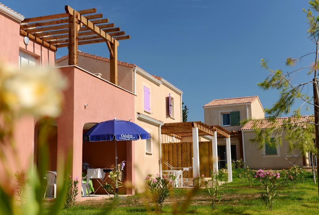 Residence Odalys Le Mas Des Alpilles Paradou Εξωτερικό φωτογραφία
