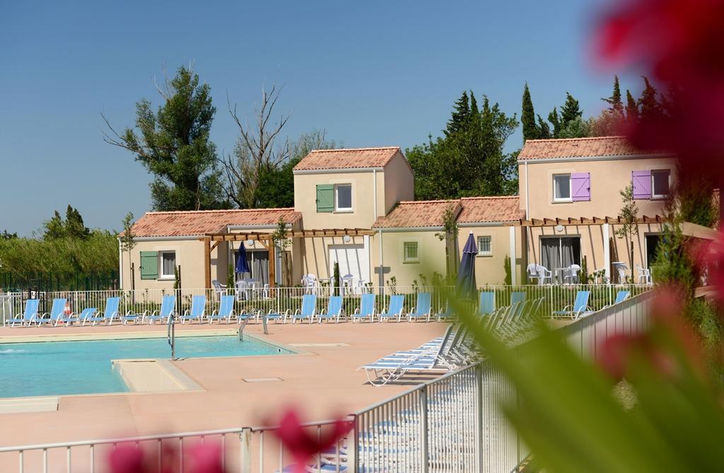 Residence Odalys Le Mas Des Alpilles Paradou Εξωτερικό φωτογραφία