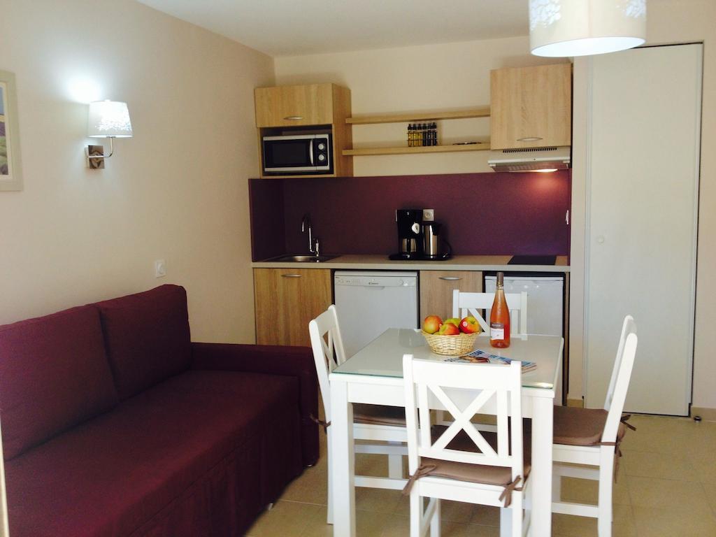 Residence Odalys Le Mas Des Alpilles Paradou Εξωτερικό φωτογραφία