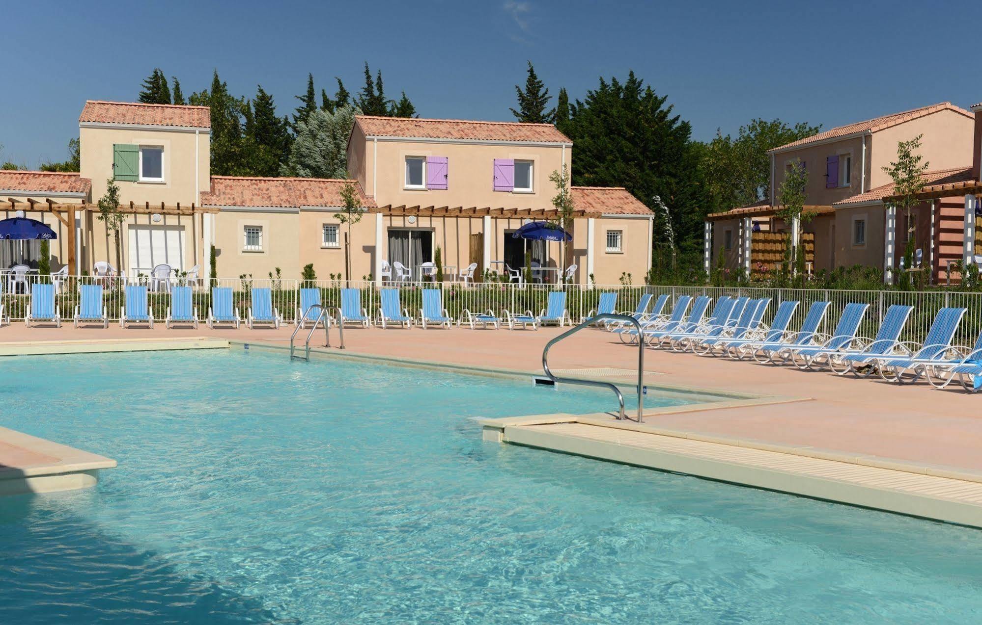 Residence Odalys Le Mas Des Alpilles Paradou Εξωτερικό φωτογραφία
