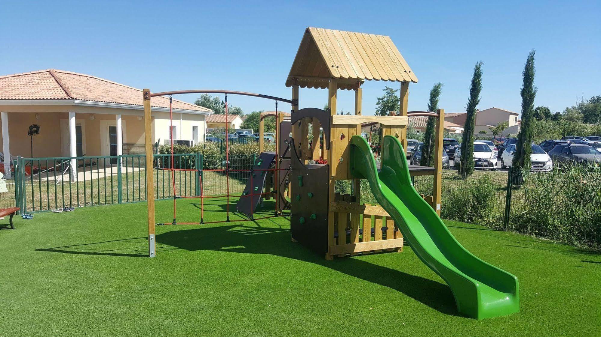 Residence Odalys Le Mas Des Alpilles Paradou Εξωτερικό φωτογραφία
